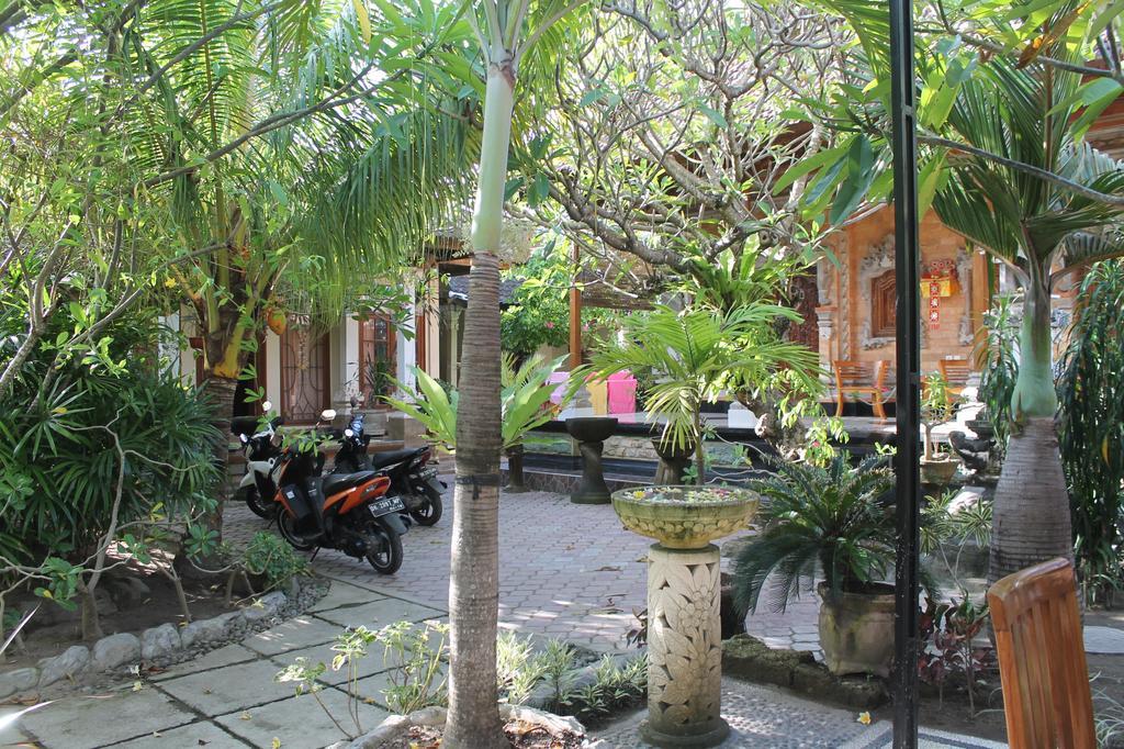 Green Palm Homestay 발리 섬 외부 사진