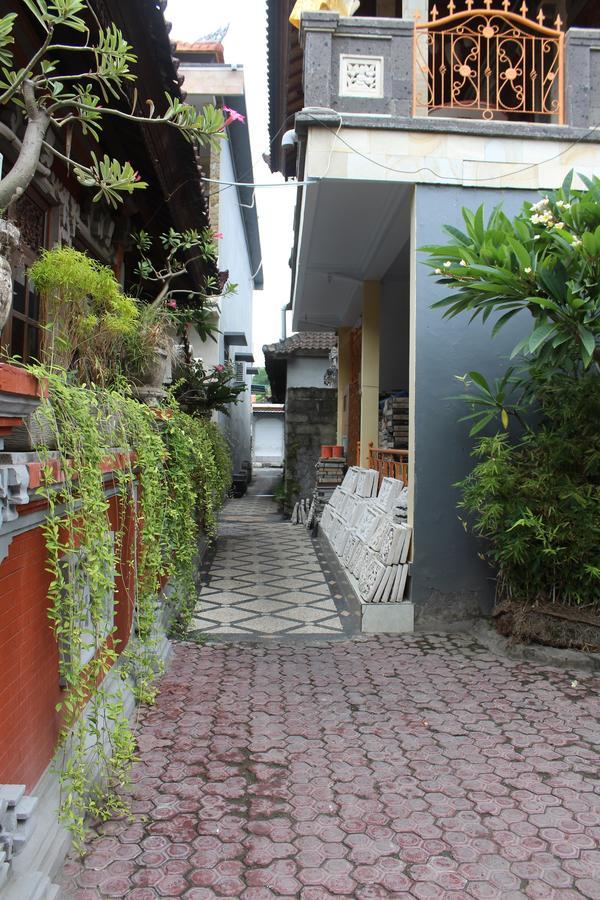 Green Palm Homestay 발리 섬 외부 사진