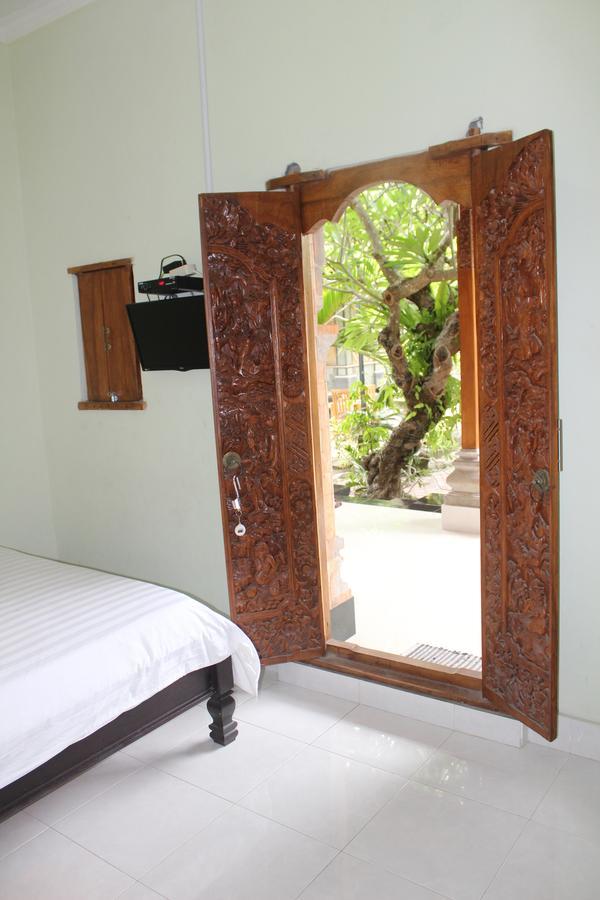 Green Palm Homestay 발리 섬 외부 사진