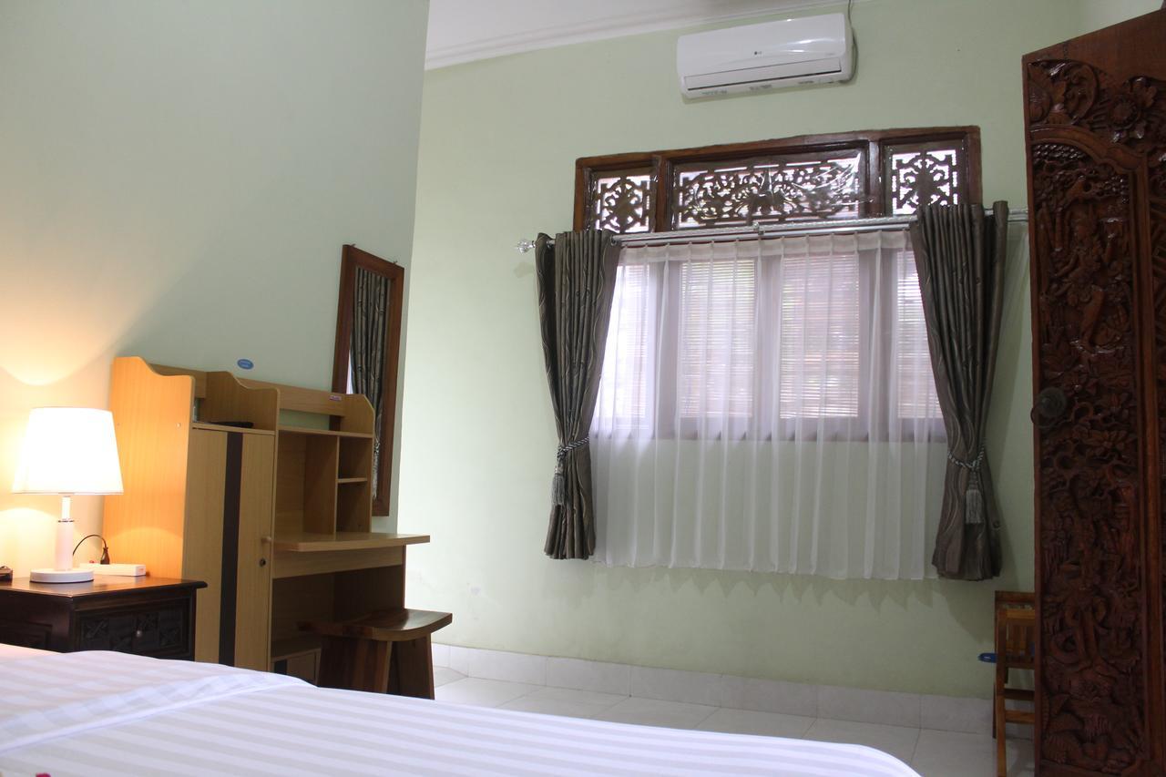 Green Palm Homestay 발리 섬 외부 사진