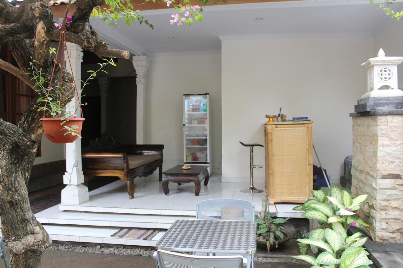 Green Palm Homestay 발리 섬 외부 사진